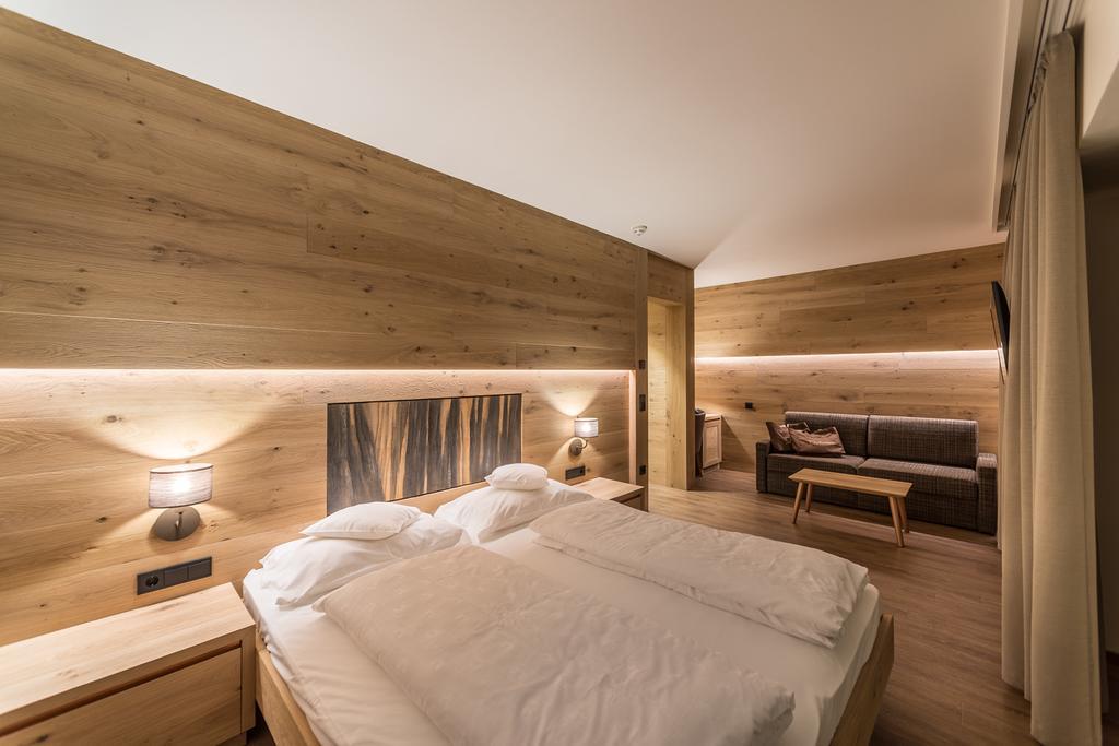 Hotel Garni Dolomieu Sëlva Buitenkant foto